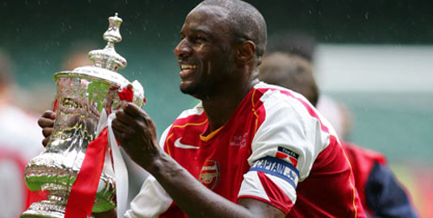 Patrick Vieira Akan Gusur Wenger?