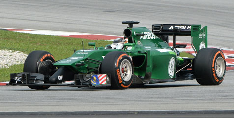 Markas Kebakaran, Pekerja Caterham F1 Dilarikan ke RS