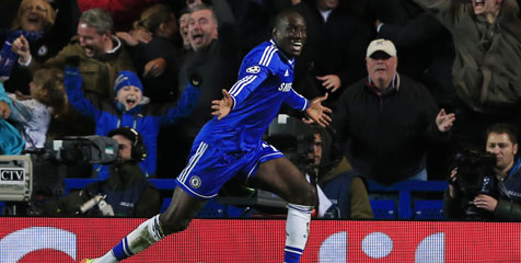 Demba Ba Cetak Gol, Mourinho Senang Demba Ba Cetak Gol, Mourinho Senang