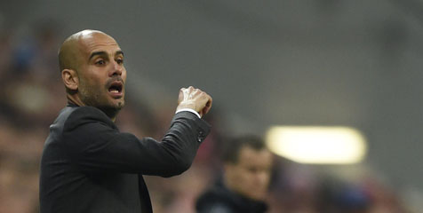Guardiola Sebut United Tumpuk Pemain di Kotak Penalti