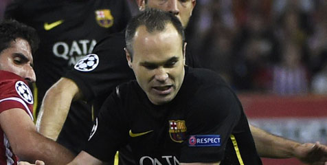 Dihujani Kritik, Messi Dapat Perlindungan Iniesta Dihujani Kritik, Messi Dapat Perlindungan Iniesta