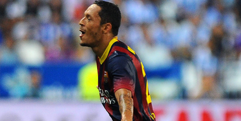 Lawan Madrid, Adriano Bakal Jadi Bek Tengah Barca?