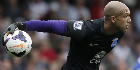 Tim Howard Resmi Perpanjang Kontrak di Everton