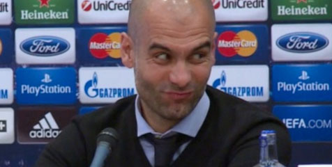 Guardiola Bergaya ala Mr Bean di Konferensi Pers Bayern Guardiola Bergaya ala Mr Bean di Konferensi Pers Bayern