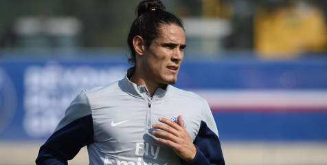 United Temui Cavani