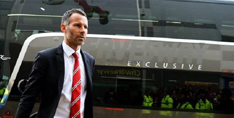 Jelang Debut United, Giggs Tegang