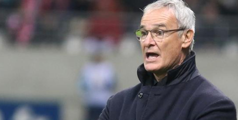 Ranieri Bantah Posisinya Akan Digantikan Zidane