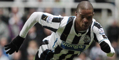 Hadir di Emirates, Remy Isyaratkan Pindah ke Arsenal?