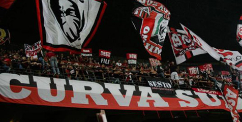 Ejek Inter Curva Sud Milan Ikut Sindir Jakarta Bola Net