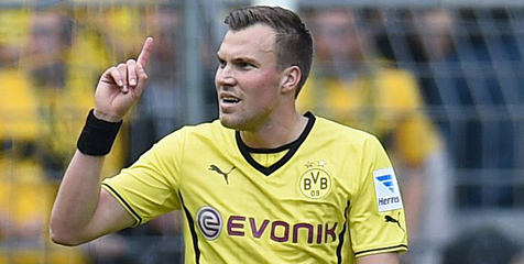 Grosskreutz Cederai Mata Fans Dengan Lemparan Kebab