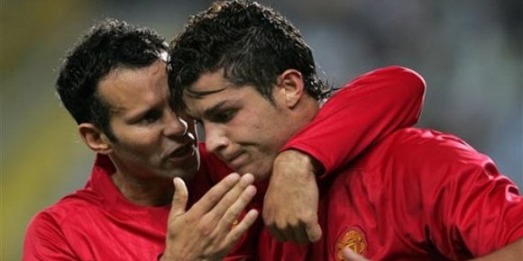 Video: Pesan Manis Ronaldo Untuk Giggs