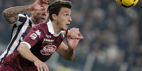 Matteo Darmian Bantah Akan Kembali ke Milan