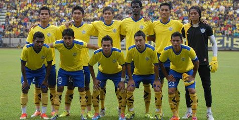 Persegres 'Bersihkan' Gerbong Agus