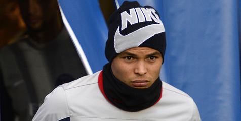 Minta Maaf Pada Fans, Thiago Silva Ingin Kembali ke Milan