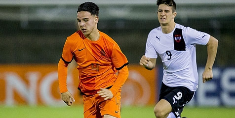 Pemain Keturunan Indonesia Cetak Gol Indah Untuk Belanda Pemain Keturunan Indonesia Cetak Gol Indah Untuk Belanda