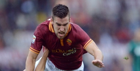 United Siapkan 25 Juta Pounds Untuk Strootman