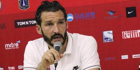Gianluca Zambrotta Akui Senang Bisa Tampil di SUGBK Gianluca Zambrotta Akui Senang Bisa Tampil di SUGBK