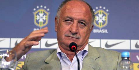 Scolari Khawatirkan Lini Belakang Brasil