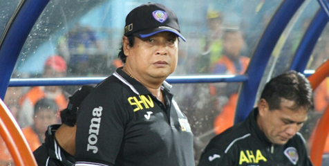 Arema Cronus Bidik Kemenangan di Gresik