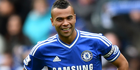 Mourinho Ingin Tarik Kembali Ashley Cole?