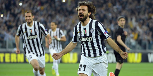 Video Kompilasi Aksi Brilian Pirlo Sebagai 'Kado' Dari Juve