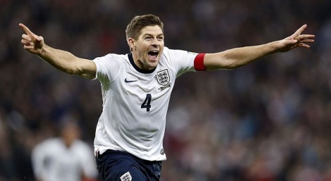 Gerrard Tak Berniat Kejar Rekor Beckham Gerrard Tak Berniat Kejar Rekor Beckham