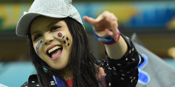 Galeri Suporter: Pantai Gading vs Jepang Galeri Suporter: Pantai Gading vs Jepang