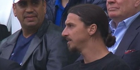 Ibra Saksikan Inggris, Lelucon Bermunculan 