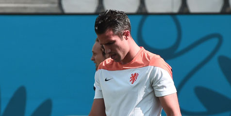 Belanda Minus Van Persie, Sampaoli Tetap Hati-hati