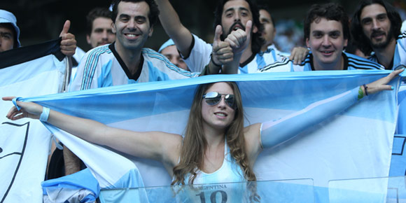 Galeri Suporter: Argentina vs Iran