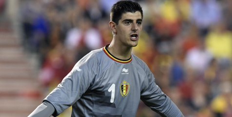 Demi Courtois, Wilmots Sarankan Chelsea Jual Cech