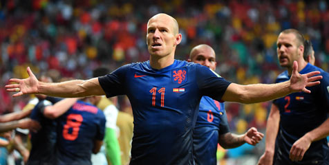 Robben Angkat Topi untuk Spanyol 