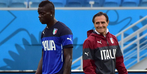 Balotelli Jadi Salah Satu Alasan Prandelli Mengundurkan Diri