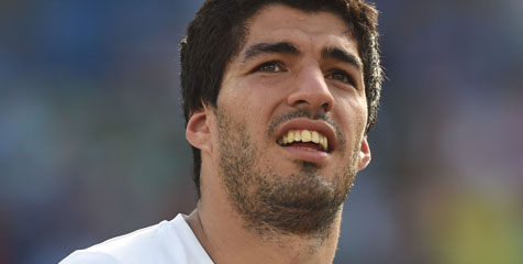 Gigitan Suarez Pancing Reaksi McDonald 