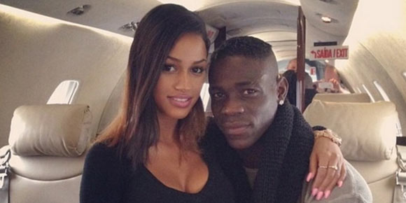 Dukung Balotelli, Fanny Alihkan Fokus Penonton