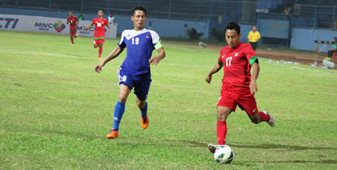 Riedl Ogah Istimewakan Samsul Arif dan Hendro Siswanto