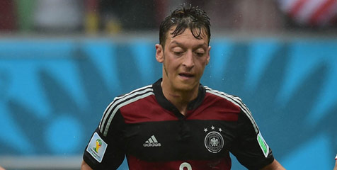 Ozil Target Titel Juara Dunia 