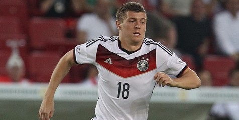 Kroos Bantah Sepakat Gabung Madrid