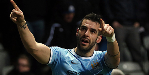 Negredo Rela Pangkas Gaji Demi Atletico