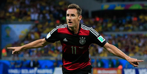 Presiden Lazio Ucapkan Selamat Kepada Klose