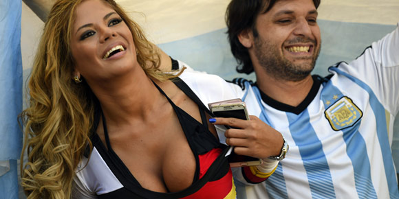 Galeri Suporter: Jerman vs Argentina