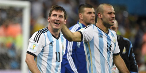 Messi & Mascherano Beri Donasi Rumah Sakit di Argentina 