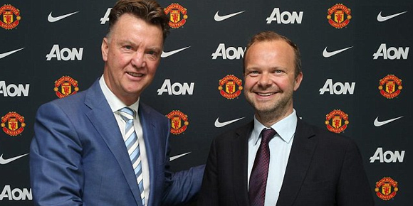 Video: Debut Van Gaal Pimpin Latihan MU