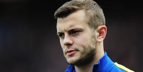 Santai Merokok, Wilshere Dicerca Mourinho