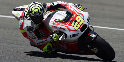 Andrea Iannone Masih Optimis Raih Podium