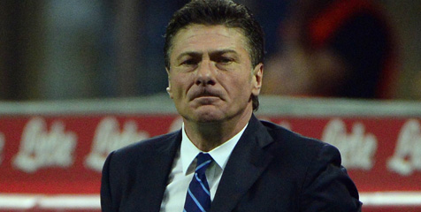 Presiden Napoli Kembali Serang Mazzarri