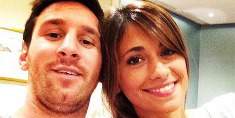 Tampil Elegan, Messi Hadiri Gala Dinner Bersama Antonella