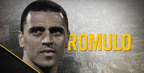 Romulo Resmi Berkostum Juventus