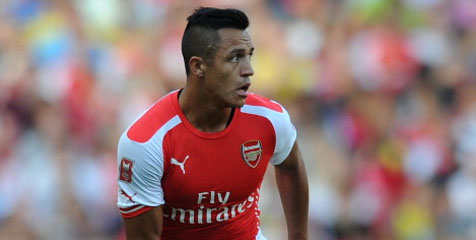 Sambutan Hangat Gooners Buat Sanchez Girang 