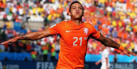 Diintai United, Depay Berbelok ke Spurs?